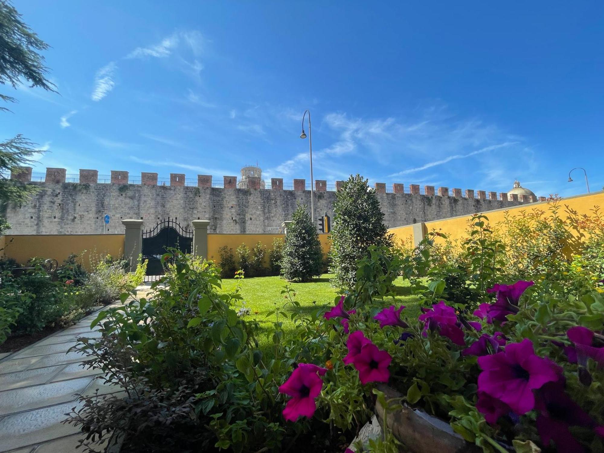Villa Natalina B&B Pisa Exteriör bild